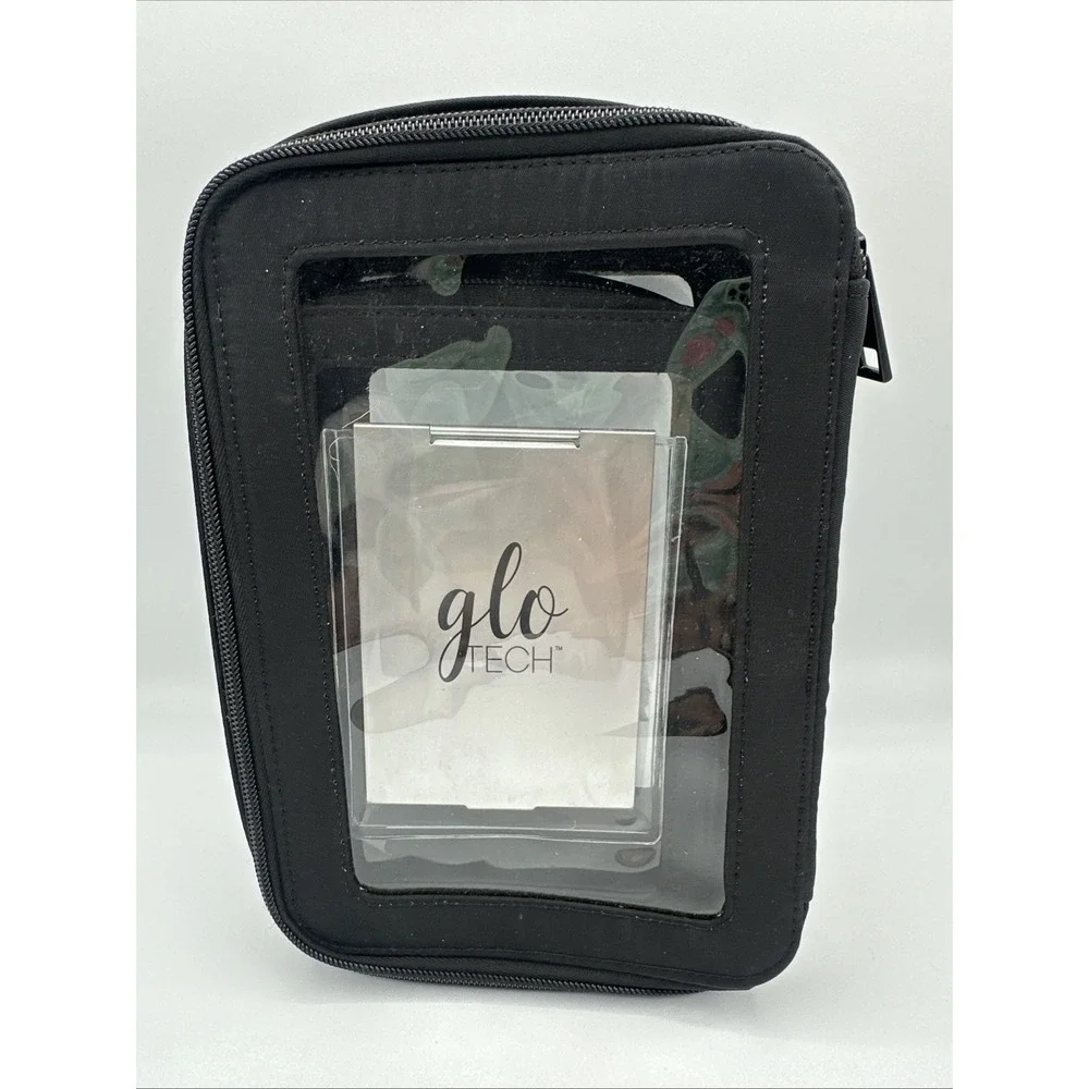 GloTech Toiletry Set, Black